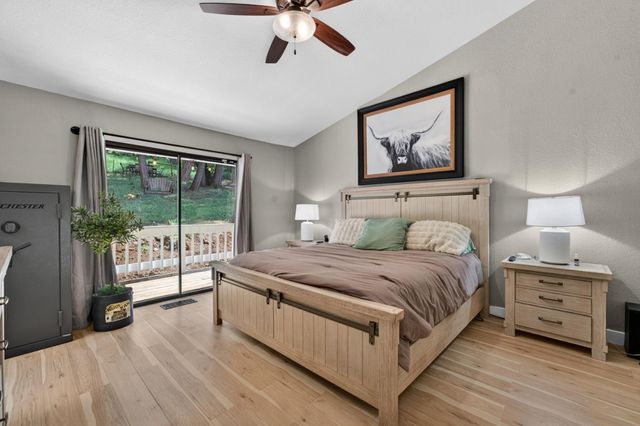5287 cold springs Dr, Foresthill, CA 95631