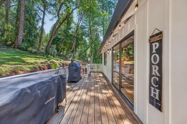 5287 cold springs Dr, Foresthill, CA 95631