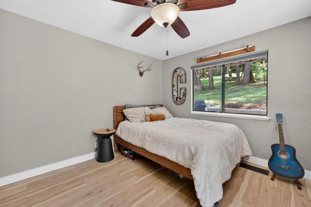 5287 cold springs Dr, Foresthill, CA 95631