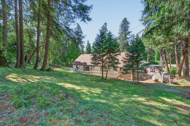 5287 cold springs Dr, Foresthill, CA 95631