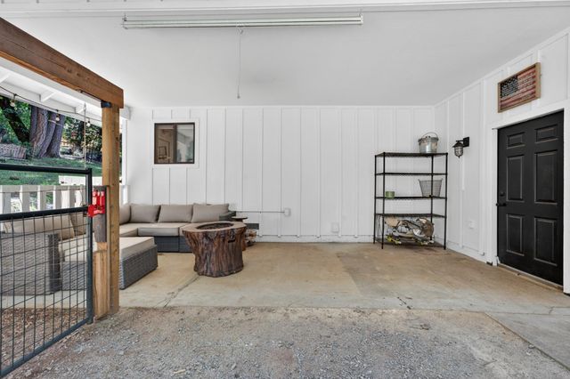 5287 cold springs Dr, Foresthill, CA 95631