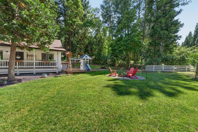 5287 cold springs Dr, Foresthill, CA 95631