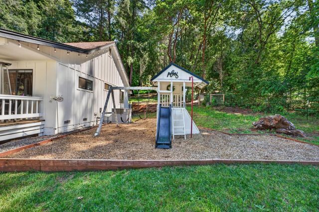 5287 cold springs Dr, Foresthill, CA 95631