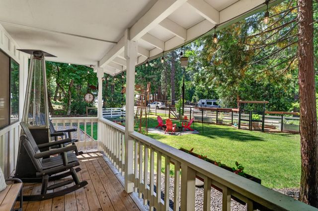 5287 cold springs Dr, Foresthill, CA 95631