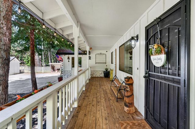 5287 cold springs Dr, Foresthill, CA 95631