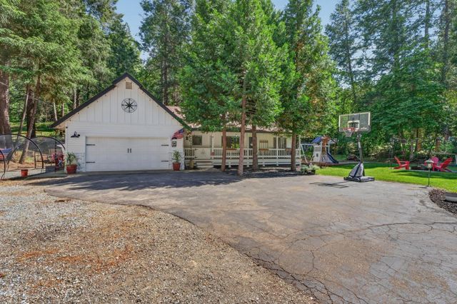 5287 cold springs Dr, Foresthill, CA 95631