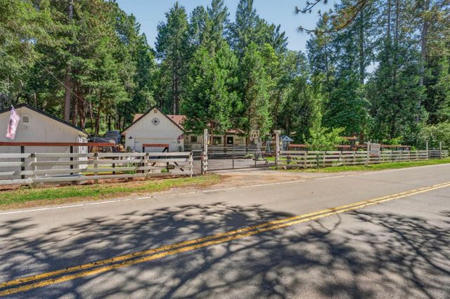5287 cold springs Dr, Foresthill, CA 95631