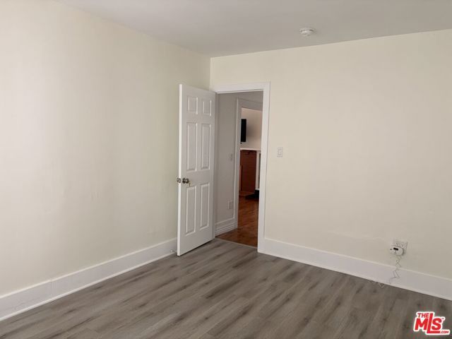 1183 W 37th Drive, Los Angeles, CA 90007