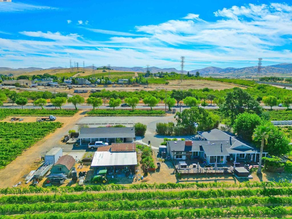 2915 S Vasco Rd, Livermore, CA 94550