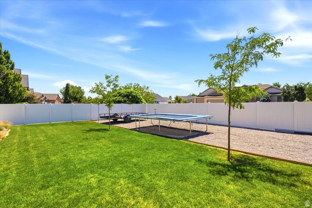 2973 W RED SAND RD, West Haven, UT 84401