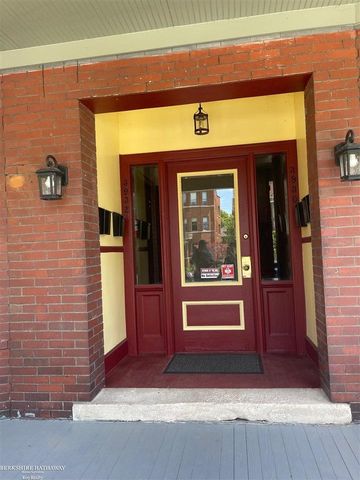 3930 Trumbull Street, Detroit, MI 48208