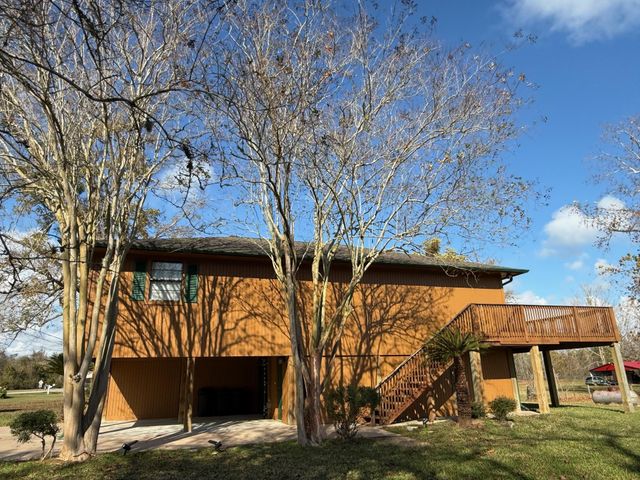 151 County Road 655, Brazoria, TX 77422