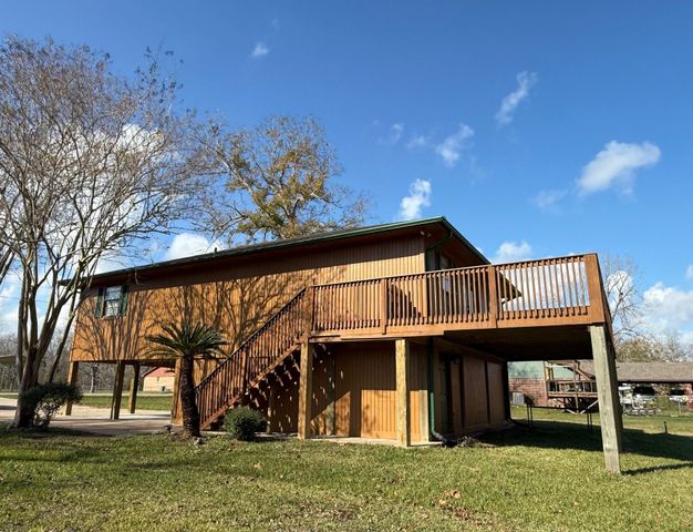 151 County Road 655, Brazoria, TX 77422