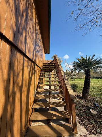 151 County Road 655, Brazoria, TX 77422