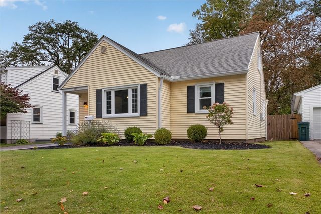 200 Winstead Road, Rochester, NY 14609