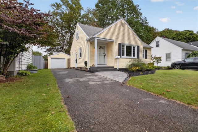 200 Winstead Road, Rochester, NY 14609