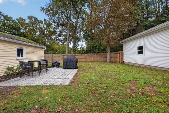 200 Winstead Road, Rochester, NY 14609