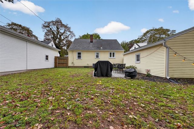 200 Winstead Road, Rochester, NY 14609