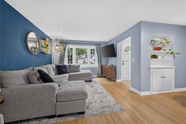200 Winstead Road, Rochester, NY 14609