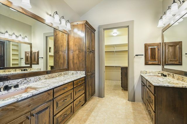 228 Puzzle PASS, Spring Branch, TX 78070