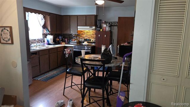 2618 Lester Court, Flint, MI 48503
