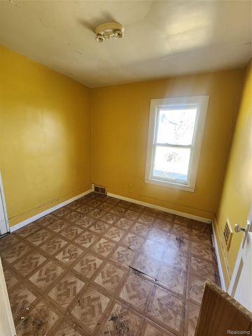15718 Northlawn Street, Detroit, MI 48238