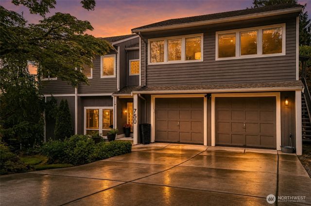 750 Kalmia Court NW, Issaquah, WA 98027