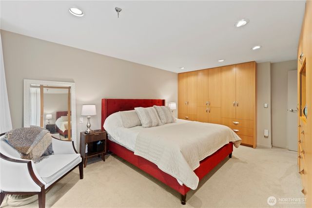 750 Kalmia Court NW, Issaquah, WA 98027
