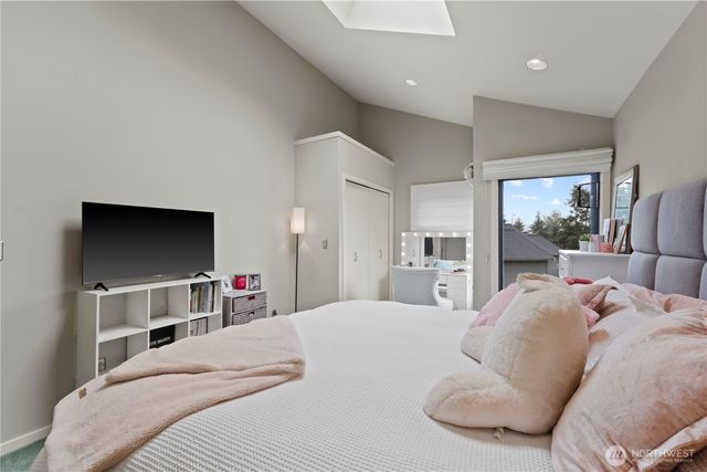 750 Kalmia Court NW, Issaquah, WA 98027