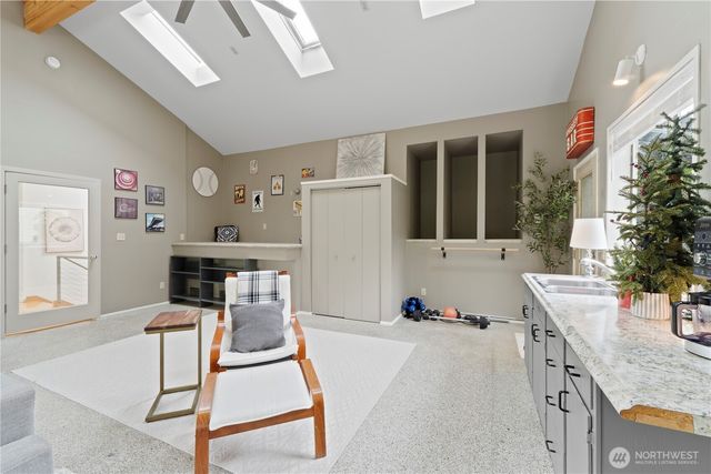 750 Kalmia Court NW, Issaquah, WA 98027