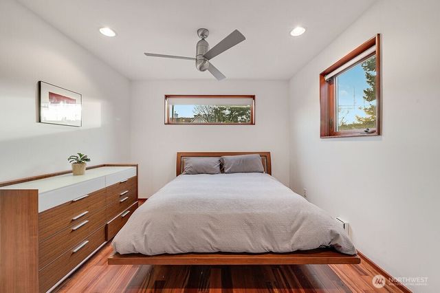 209 12th ave E, Seattle, WA 98102