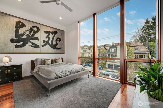 209 12th ave E, Seattle, WA 98102