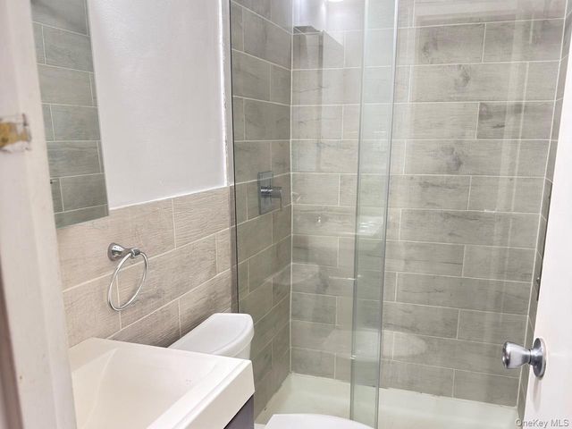 14726 Roosevelt Avenue L1, Flushing, NY 11354