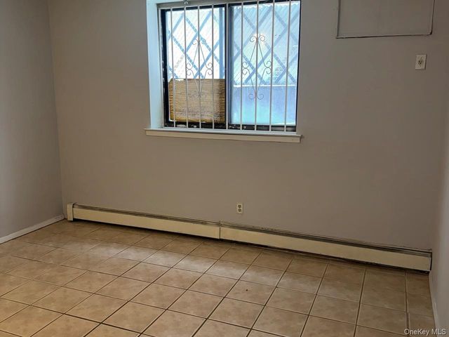 14726 Roosevelt Avenue L1, Flushing, NY 11354