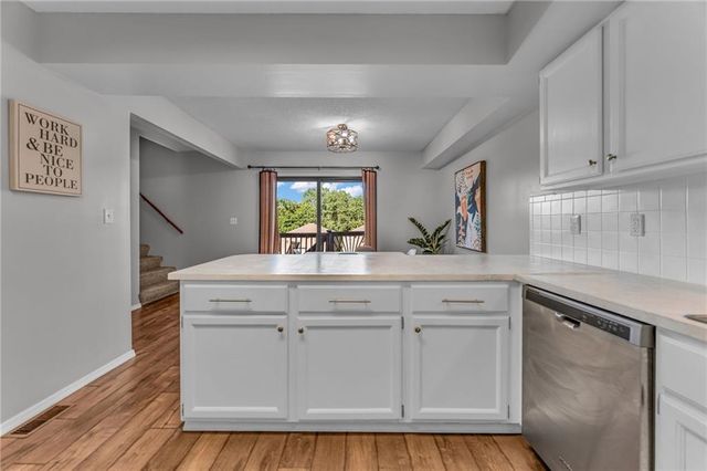 936 Alma Drive, Lawrence, KS 66049