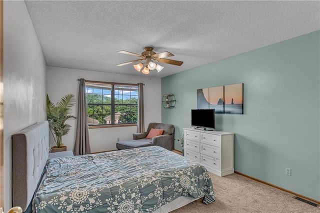 936 Alma Drive, Lawrence, KS 66049
