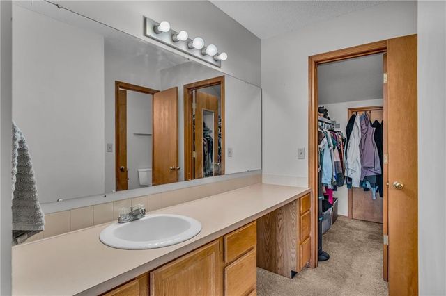 936 Alma Drive, Lawrence, KS 66049