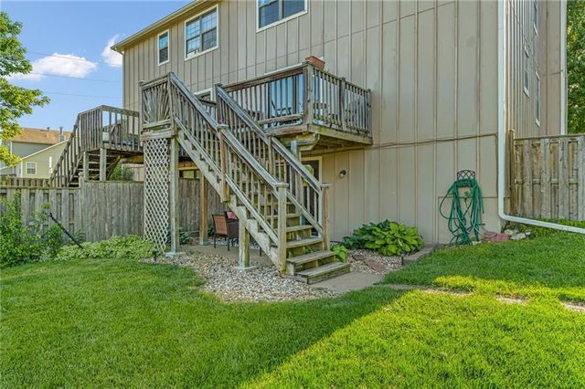 936 Alma Drive, Lawrence, KS 66049