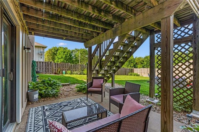 936 Alma Drive, Lawrence, KS 66049