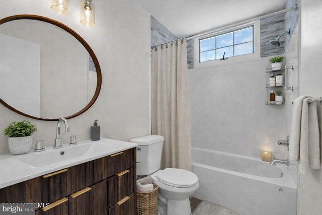 38 SHEFFIELD DR, Forked River, NJ 08731