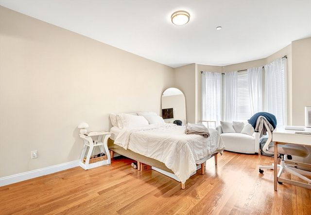 756 E Fifth St 2, Boston, MA 02127