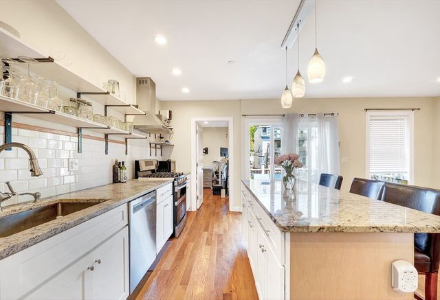 756 E Fifth St 2, Boston, MA 02127