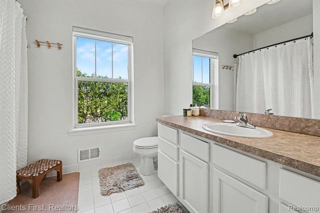 41639 Tera Lane, Novi, MI 48375
