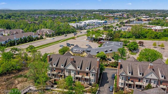 41639 Tera Lane, Novi, MI 48375