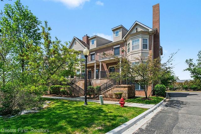 41639 Tera Lane, Novi, MI 48375