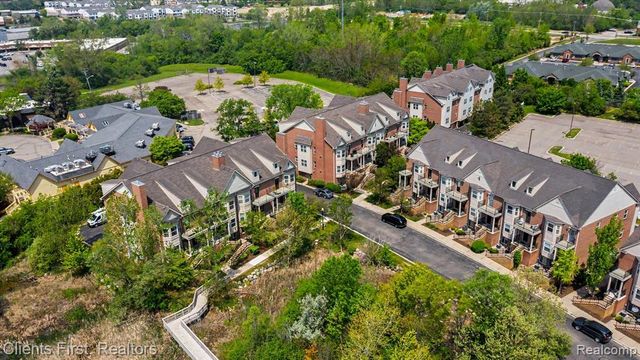 41639 Tera Lane, Novi, MI 48375