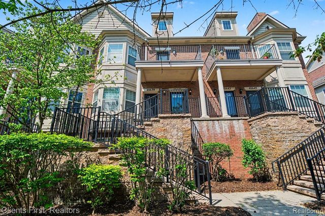 41639 Tera Lane, Novi, MI 48375