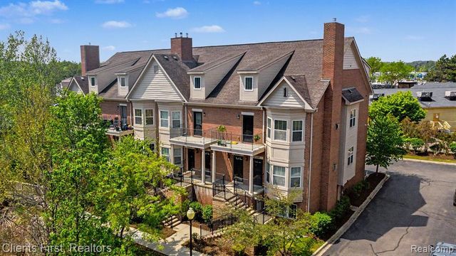 41639 Tera Lane, Novi, MI 48375