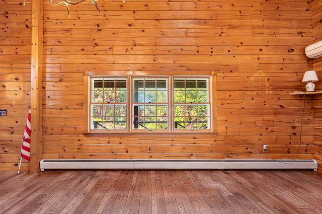 15 Gregoire Street, Barre Town, VT 05678