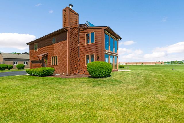 216 Sunshine Drive, Bolingbrook, IL 60490